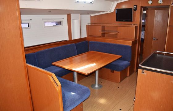 Bavaria Cruiser 55 Vivace