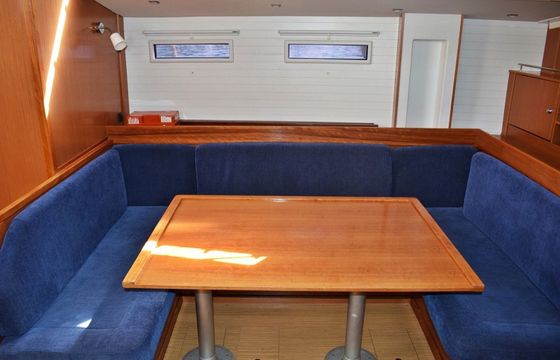Bavaria Cruiser 55 Vivace