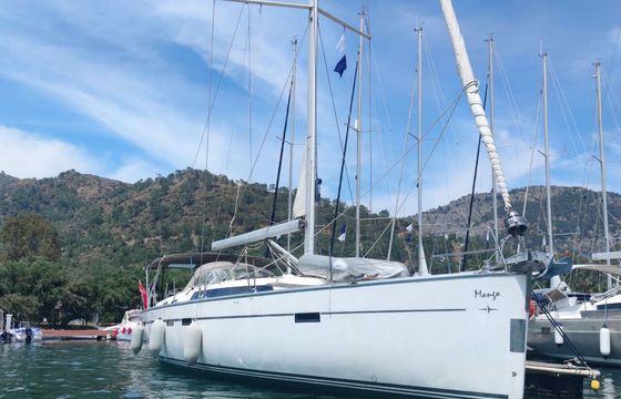 Bavaria Cruiser 51 Mango