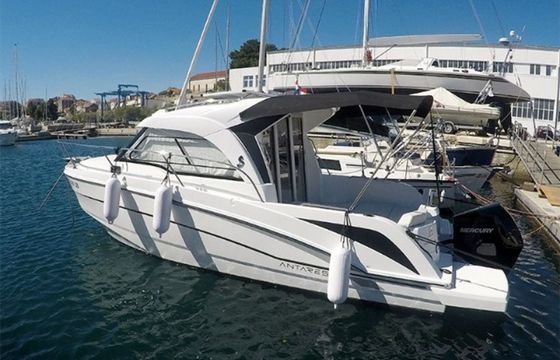 Beneteau Antares 8 Lovre