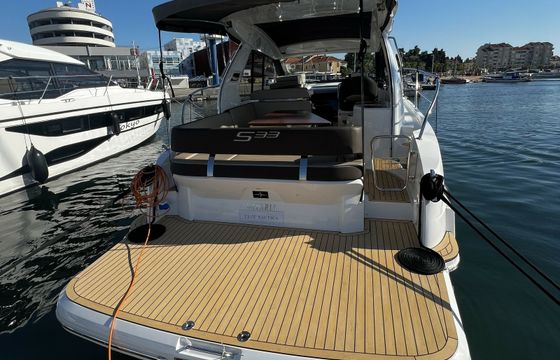 Bavaria S33 HT Rio