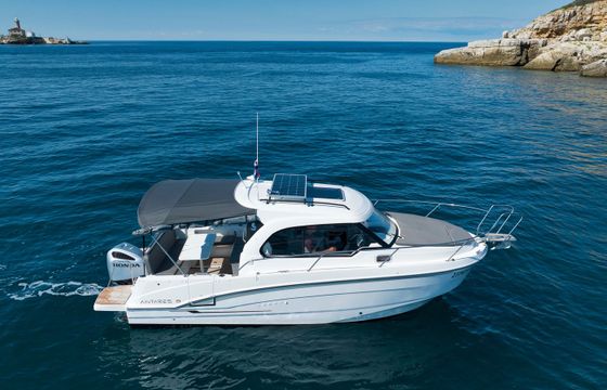 Beneteau Antares 8 Setemana 2