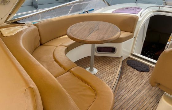 Bavaria Sport 37 Momo' 2