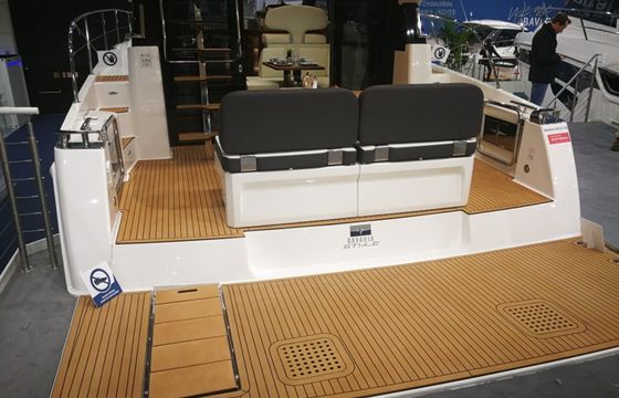 Bavaria Virtess 420 Fly Captain Blue