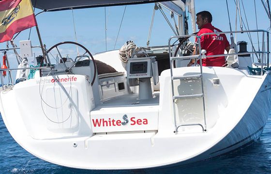 Beneteau Cyclades 50 White Sea