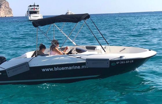 Bayliner E5 Bluemari tres