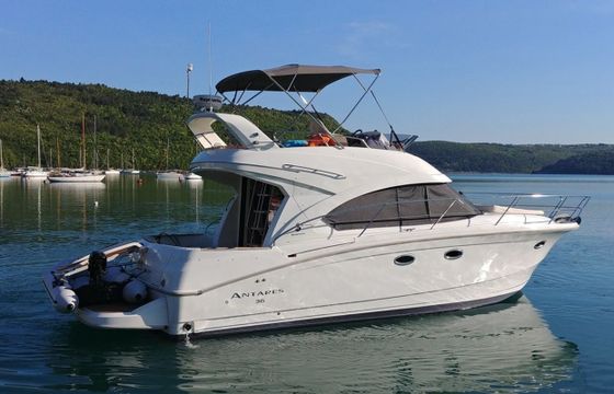 Beneteau Antares 36 Joia