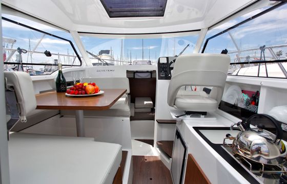 Beneteau Antares 8 Stressless