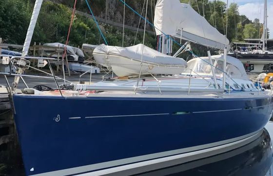 Beneteau First 47 Blue Dawn