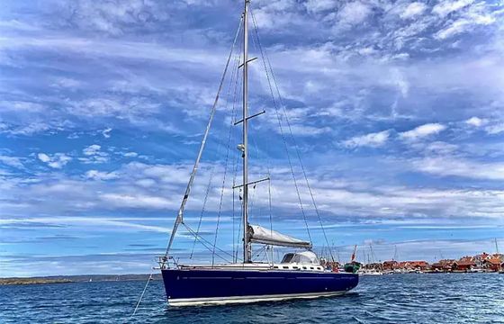 Beneteau First 47 Blue Dawn