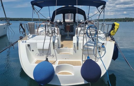 Beneteau 50 White Lady
