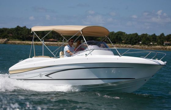 Beneteau Flyer 650 Sun Deck TF 12