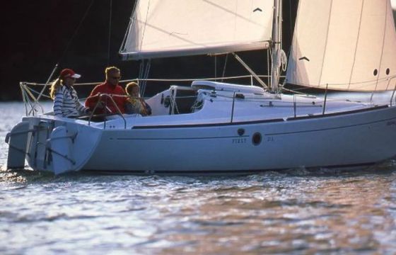 Beneteau First 211 Mana