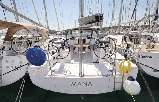 Beneteau First 36 Mana