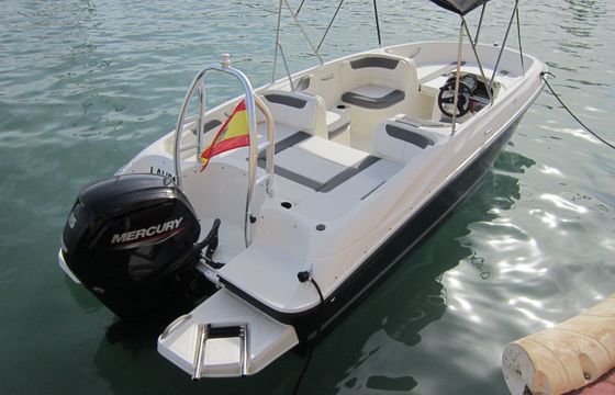 Bayliner 6 Laura