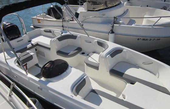 Bayliner 6 Laura