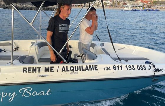 Bayliner E18 Happy Boat