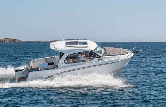 Beneteau Antares 8 19