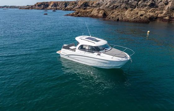 Beneteau Antares 8 19