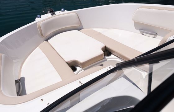 Bayliner VR5 E 19