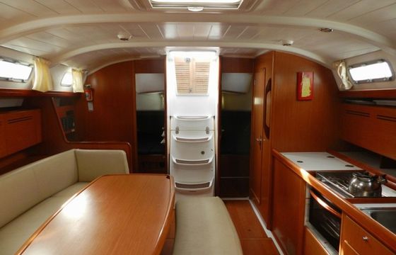 Beneteau Cyclades 43.4 Zephyros