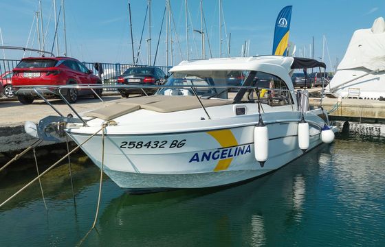 Beneteau Antares 8 Angela