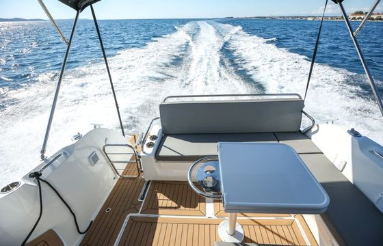 Beneteau Antares 9 M&N