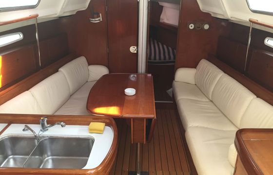 Beneteau First 36.7 Roko