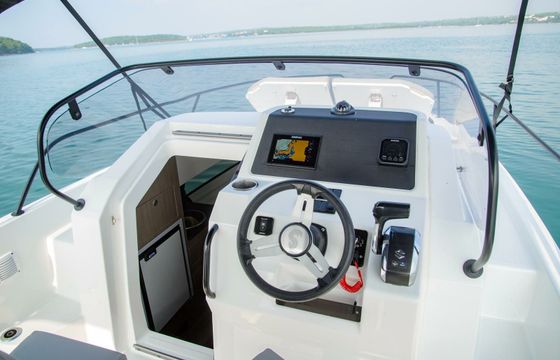 Beneteau Flyer 8 23