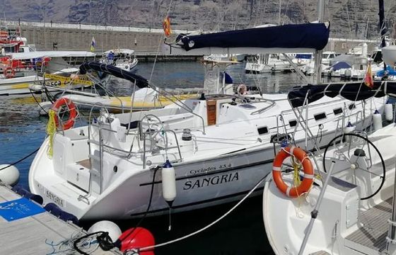Beneteau Cyclades 43.4 Sangria