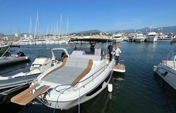 Beneteau Flyer 9 Sundeck Bel Air 2