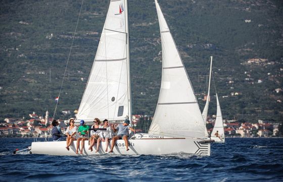 Beneteau First 7.5 Kasteli