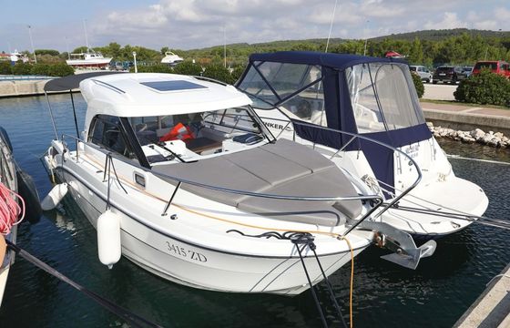 Beneteau Antares 8 Beleca