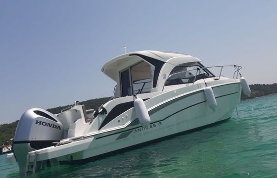 Beneteau Antares 8 Beleca