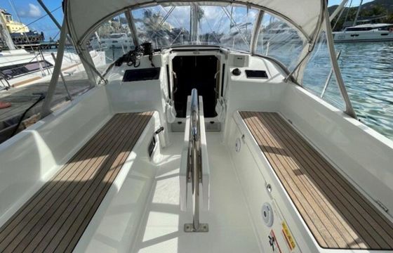 Beneteau Oceanis 30.1 Peanut