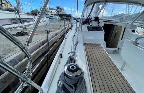 Beneteau Oceanis 30.1 Peanut