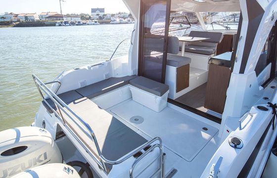 Beneteau Antares 9 23
