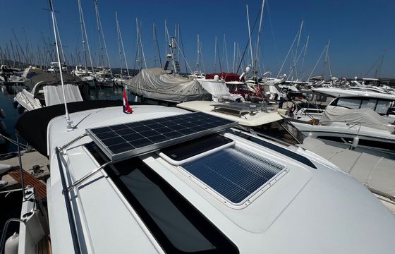 Beneteau Antares 9 Ana