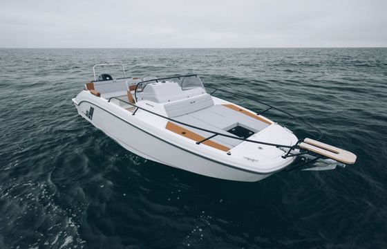 Beneteau Flyer 7 Sundeck 1