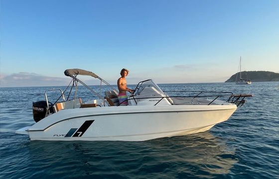 Beneteau Flyer 7 Sundeck 1
