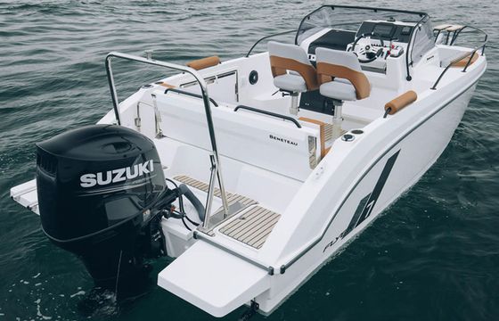 Beneteau Flyer 7 Sundeck 1