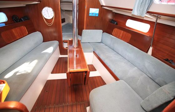 Beneteau Oceanis 321 Columbretes