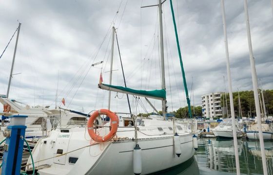 Beneteau Oceanis 321 Columbretes
