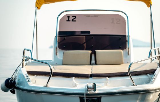 Beneteau Flyer 5.5 Sun Deck Tre