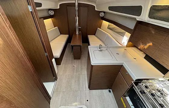 Beneteau Oceanis 34.1 Arnie