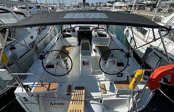 Beneteau Oceanis 34.1 Arnie