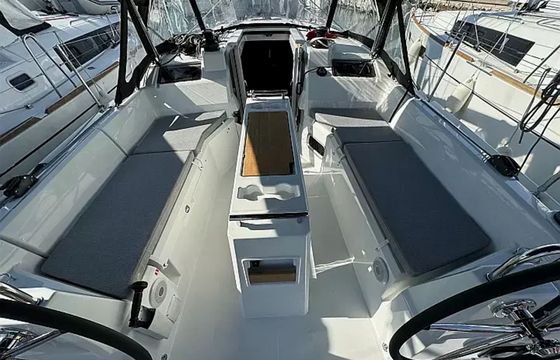 Beneteau Oceanis 34.1 Arnie