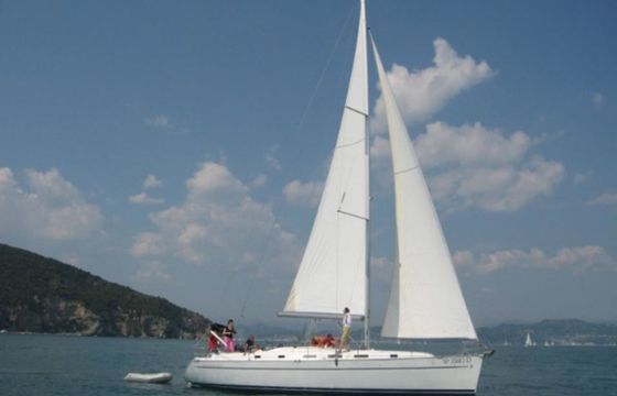 Beneteau Cyclades 43.3 Tecno Sail