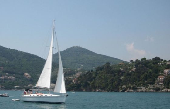 Beneteau Cyclades 43.3 Tecno Sail