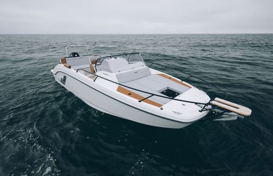 Beneteau Flyer 7 Sundeck 2